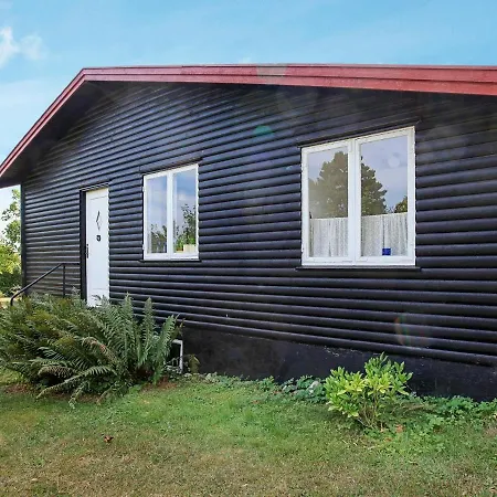 Picturesque In Hovedstaden With Sea View Semesterbostad Gilleleje